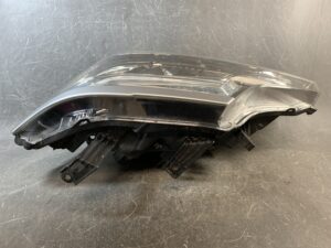 HONDA STEPWGN STEP WAGON RK5 RK6 Genuine HID Headlight / KOITO 100-62075 Left Side x1