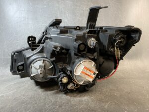 KOITO 100-62075 Right Side x1