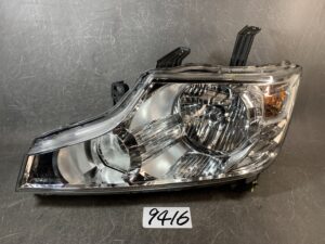 HID Headlight / KOITO 100-22013 / Left Side x 1 REPAIRED