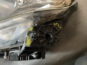 HID Headlight / KOITO 100-22013 / Left Side x 1 REPAIRED