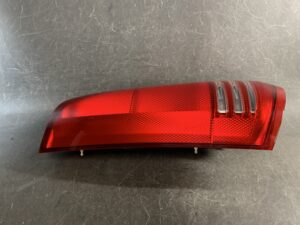 NISSAN SERENA TC24 Genuine Taillight ICHIKOH 4901 Left Side x1
