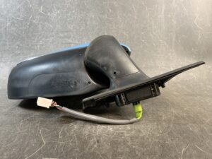 TOYOTA AQUA NHP10 Genuine Door Mirror / 027520 / TOKAI RIKA TR1001 / 571619 Right Side x1