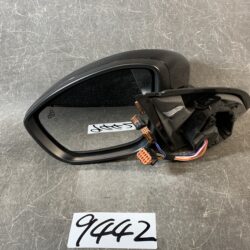 PEUGEOT 308 T9 Genuine Door Mirror with Indicator 98261678XT Left Side x1