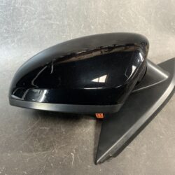 PEUGEOT 308 T9 Genuine Door Mirror with Indicator 98261678XT Left Side x1