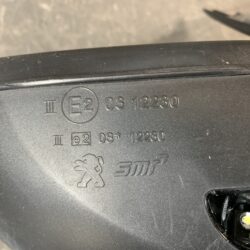 PEUGEOT 308 T9 Genuine Door Mirror with Indicator 98261678XT Left Side x1