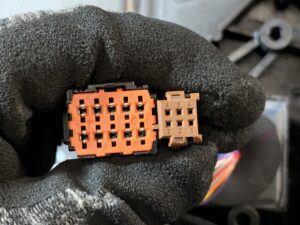 PEUGEOT 308 T9 Genuine Door Mirror with Indicator 98261678XT Left Side x1