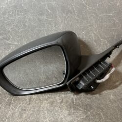 SUZUKI HUSTLER MR41S MR31S Genuine Door Mirror Right Side x1