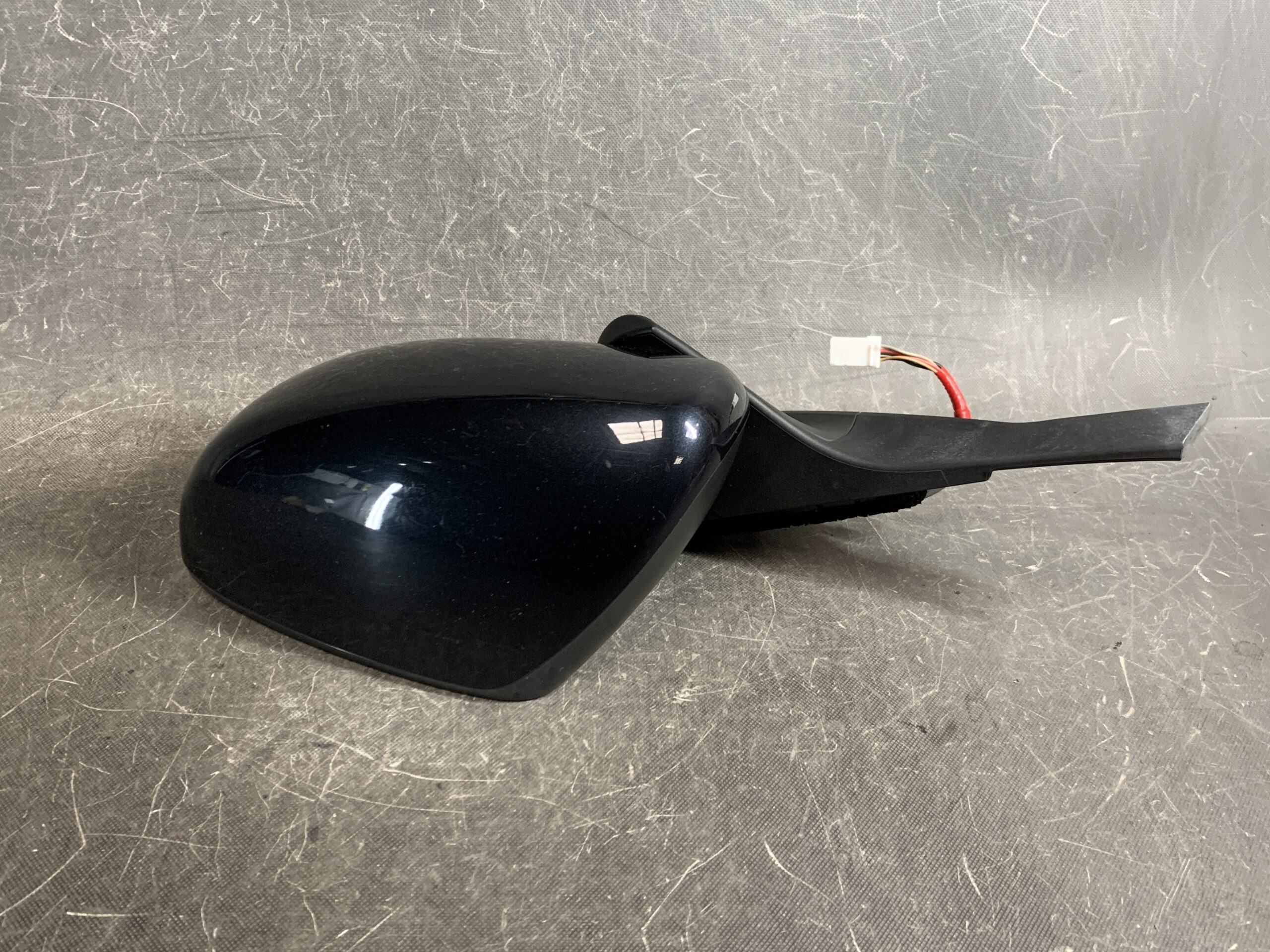 SUZUKI HUSTLER MR41S MR31S Genuine Door Mirror Right Side x1