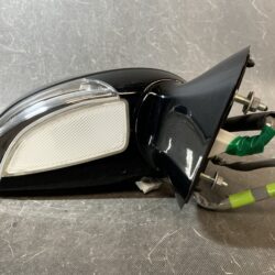 TOYOTA CROWN GRS204 Genuine Door Mirror with Indicator Right Side x1