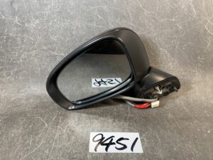 TOYOTA RACTIS NCP120 Genuine Door Mirror Murakami 9851 / 9849 Left Side x1