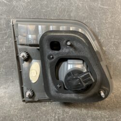 TOYOTA AVEVSIS WAGON ZRT272 Valeo 05-21 Right Side x1