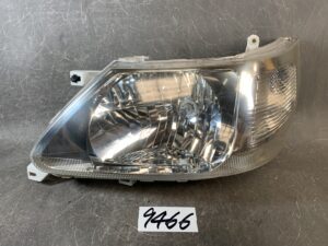NISSAN SERENA C24 Genuine Headlight / ICHIKOH 1658 Left Side x1
