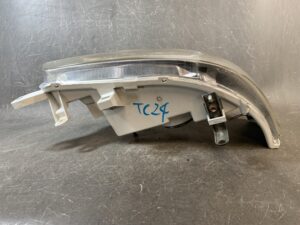 NISSAN SERENA C24 Genuine Headlight / ICHIKOH 1658 Left Side x1