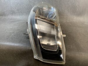 NISSAN SERENA C24 Genuine Headlight / ICHIKOH 1658 Left Side x1