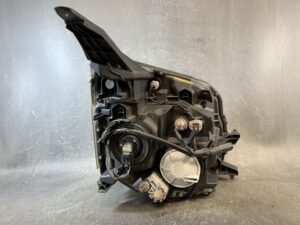 KOITO 28-203 Left Side x1