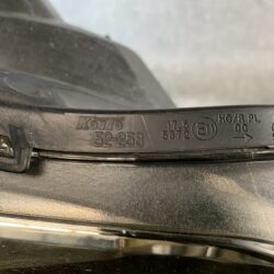 TOYOTA PORTE NSP140 Genuine Headlight KOITO 52-258 RIGHT Side x1