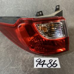 MAZDA PREMACY CW NISSAN LAFESTA Taillight STANLEY P9377 LEFT SIDE x1