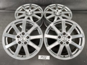 HOT STUFF Exceeder 17x7j +38 5x114.3 CB:73 x4