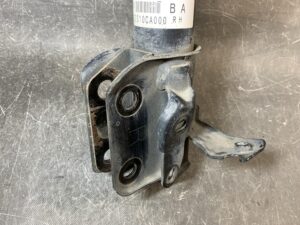 TOYOTA 86 SUBARU BRZ ZN6 ZC6 Genuine shock absorber 20310CA000 Front Right x1 (USED)