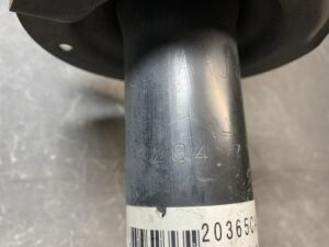 （重複）TOYOTA 86 SUBARU BRZ ZN6 ZC6 Genuine shock absorber 20365CA000 Rear x1 (USED)