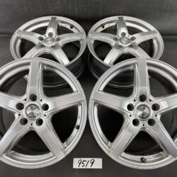 DUNLOP VIOLENTO 17x7j +55 5x114.3 CB:73 x4