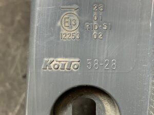 TOYOTA VELLFIRE ANH20 ANH25 GGH20 GGH25 Taillight 58-28 Right Side x1