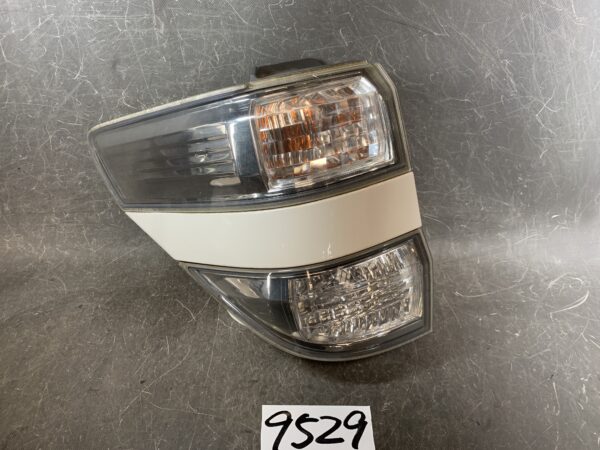 TOYOTA VELLFIRE Alphard ANH20 ANH25 GGH20 GGH25 Taillight 58-28 Left Side x1 » JDM-PARTS NZ