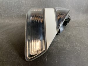 TOYOTA VELLFIRE ANH20 ANH25 GGH20 GGH25 Taillight 58-28 Left Side x1