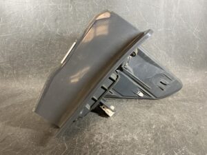 TOYOTA VELLFIRE ANH20 ANH25 GGH20 GGH25 Taillight 58-28 Left Side x1