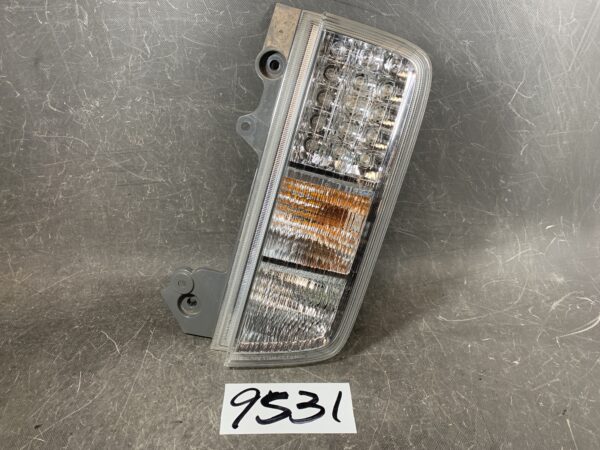 NISSAN ELGRAND E52 Genuine Taillight STANLEY P8960R RIGHT Side x1 » JDM-PARTS NZ