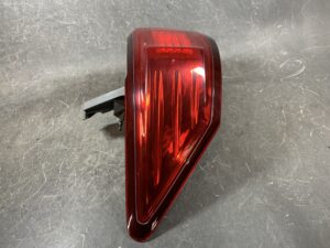 NISSAN ELGRAND E52 Genuine Taillight / STANLEY P8503 / Left Side x1