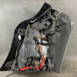 TOYOTA SAI AZK10 Genuine Taillight KOITO 75-12 LEFT SIDE x1