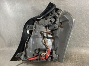 TOYOTA SAI AZK10 Genuine Taillight KOITO 75-12 LEFT SIDE x1