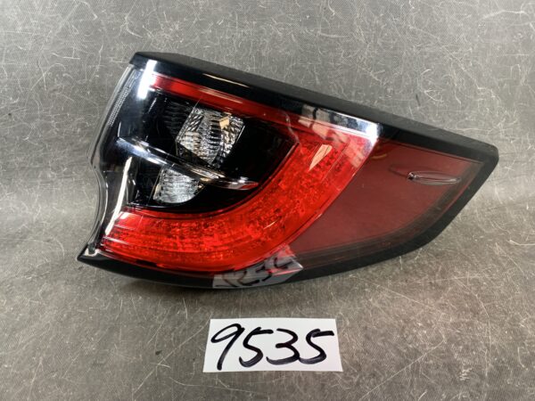 TOYOTA COROLLA TOURING ZRE212W ZWE211W ZWE214W MZEA17W ZWE219W ZWE215W Genuine Taillight KOITO 12-637 RIGHT SIDE x1 » JDM-PARTS NZ