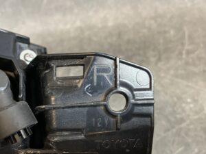 TOYOTA COROLLA TOURING ZRE212W ZWE211W ZWE214W MZEA17W ZWE219W ZWE215W Genuine Taillight KOITO 12-637 RIGHT SIDE x1