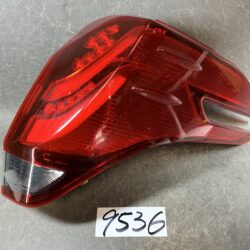 TOYOTA ALPHARD AGH30W Genuine Taillight KOITO 58-68 RIGHT Side x1