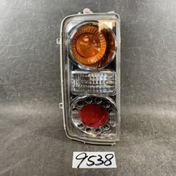 NISSAN ELGRAND E51 ME51 MNE51 NE51 Genuine Taillight / ICHIKOH D005 / Left Side x1