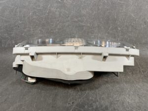 NISSAN ELGRAND E51 ME51 MNE51 NE51 Genuine Taillight / ICHIKOH D005 / Left Side x1