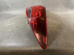 MAZDA 6 ATENZA GJ GJ2FW GJEFW GJ2AW GJ2FW GJ5FW Genuine Taillight / KOITO 220-41897 / Right Side x1