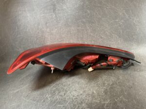 NISSAN SKYLINE V36 Genuine Taillight ICHIKOH D051 Right Side x1