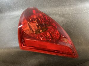NISSAN SKYLINE V36 Genuine Taillight ICHIKOH D051 Right Side x1