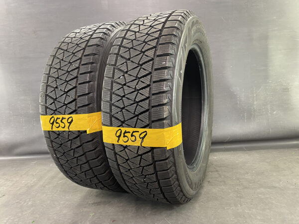 BRIDGESTONE BLIZZAK DM-V2 STUDLESS ROTATION 225/60 R17 99Q x2 ( 225 60 17 ) » JDM-PARTS NZ