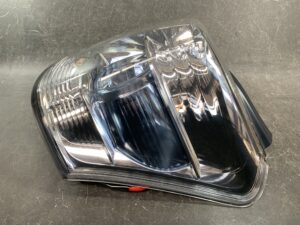 TOYOTA SAI AZK10 Genuine Taillight KOITO 75-12 RIGHT SIDE x1