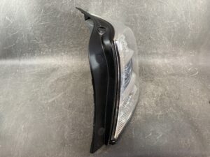 TOYOTA SAI AZK10 Genuine Taillight KOITO 75-12 RIGHT SIDE x1