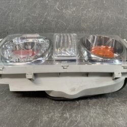 NISSAN ELGRAND E51 ME51 MNE51 NE51 Genuine Taillight / ICHIKOH D005 / Right Side x1