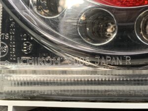 NISSAN ELGRAND E51 ME51 MNE51 NE51 Genuine Taillight / ICHIKOH D005 / Right Side x1