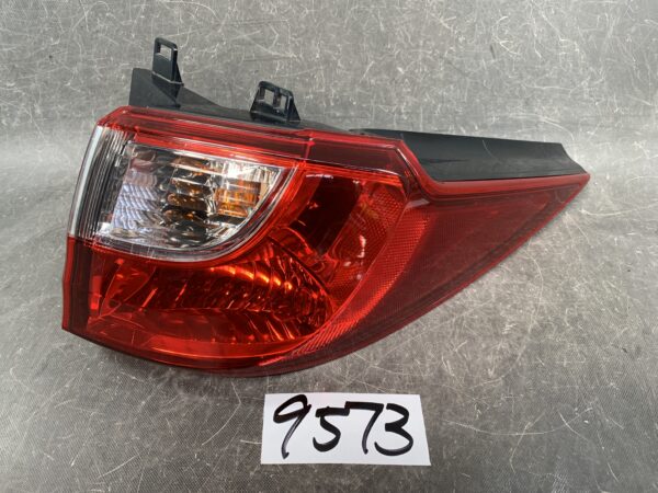 NISSAN LAFESTA MAZDA PREMACY Genuine Taillight Stanley p9377 R Right Side x1 » JDM-PARTS NZ