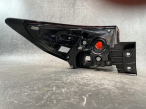 NISSAN NOTE E13 Genuine Taillight ICHIKOH D268 Right Side x1