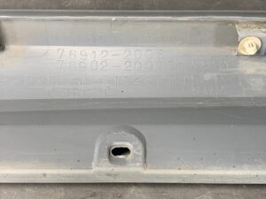 TOYOTA CELICA ZZT231 ZZT230 SIDE MUDGUARD 76912-20060 76902-20070 Left side x1