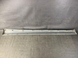 TOYOTA CELICA ZZT231 ZZT230 SIDE MUDGUARD 76912-20060 76902-20070 Left side x1